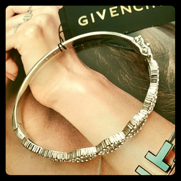Givenchy Jewelry - GIVENCHY